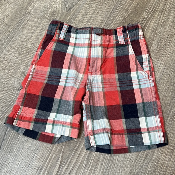 Oshkosh shorts lot - Picture 5 of 6